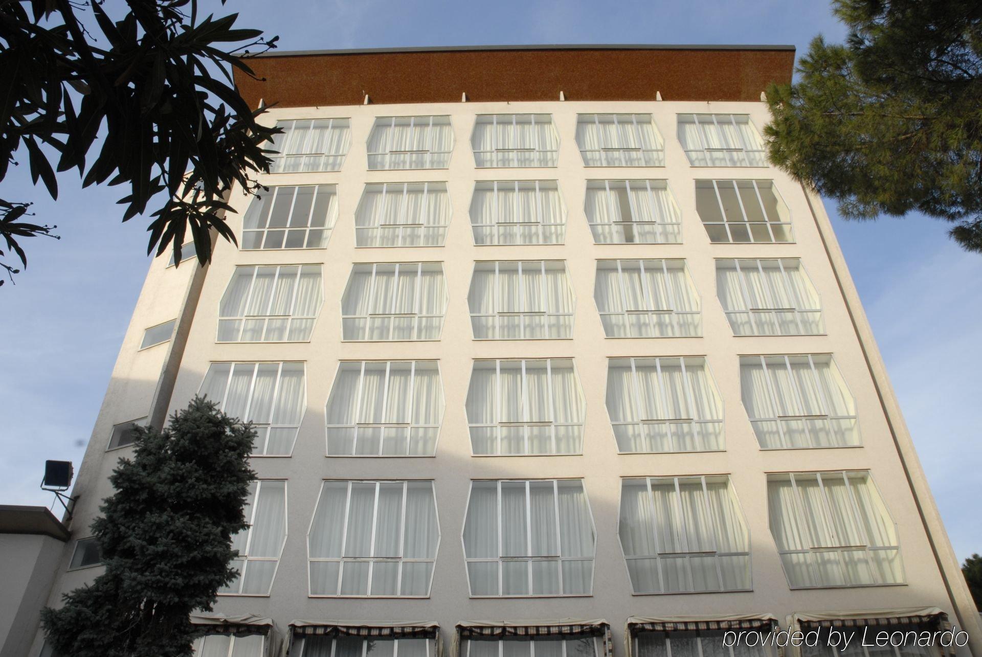 Hotel Della Citta Et De La Ville Forlì Exterior foto